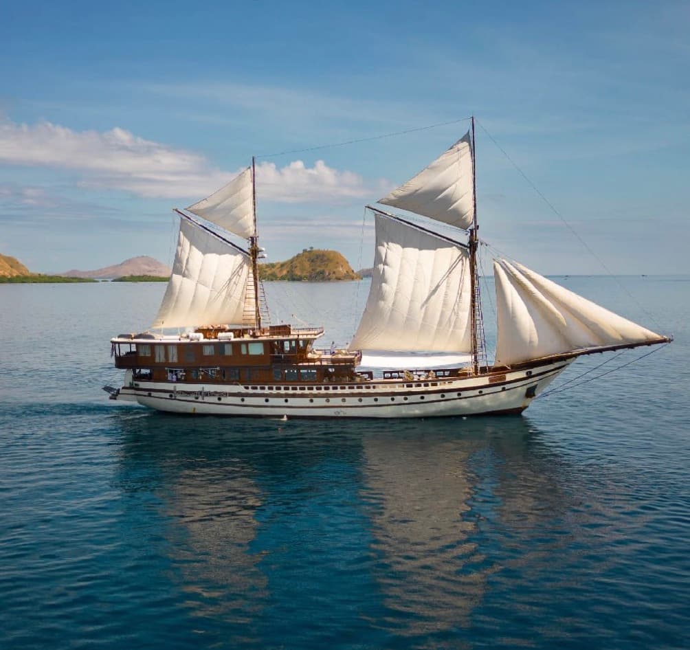 Indonesia Sailing Adventures