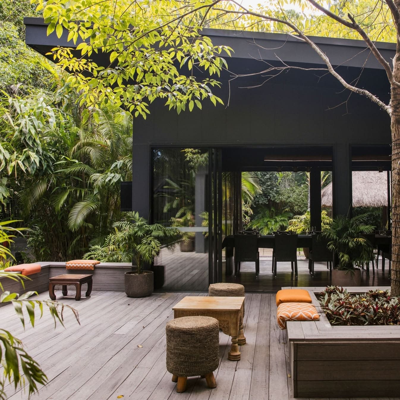 Hong Sa Bar VIP Packages