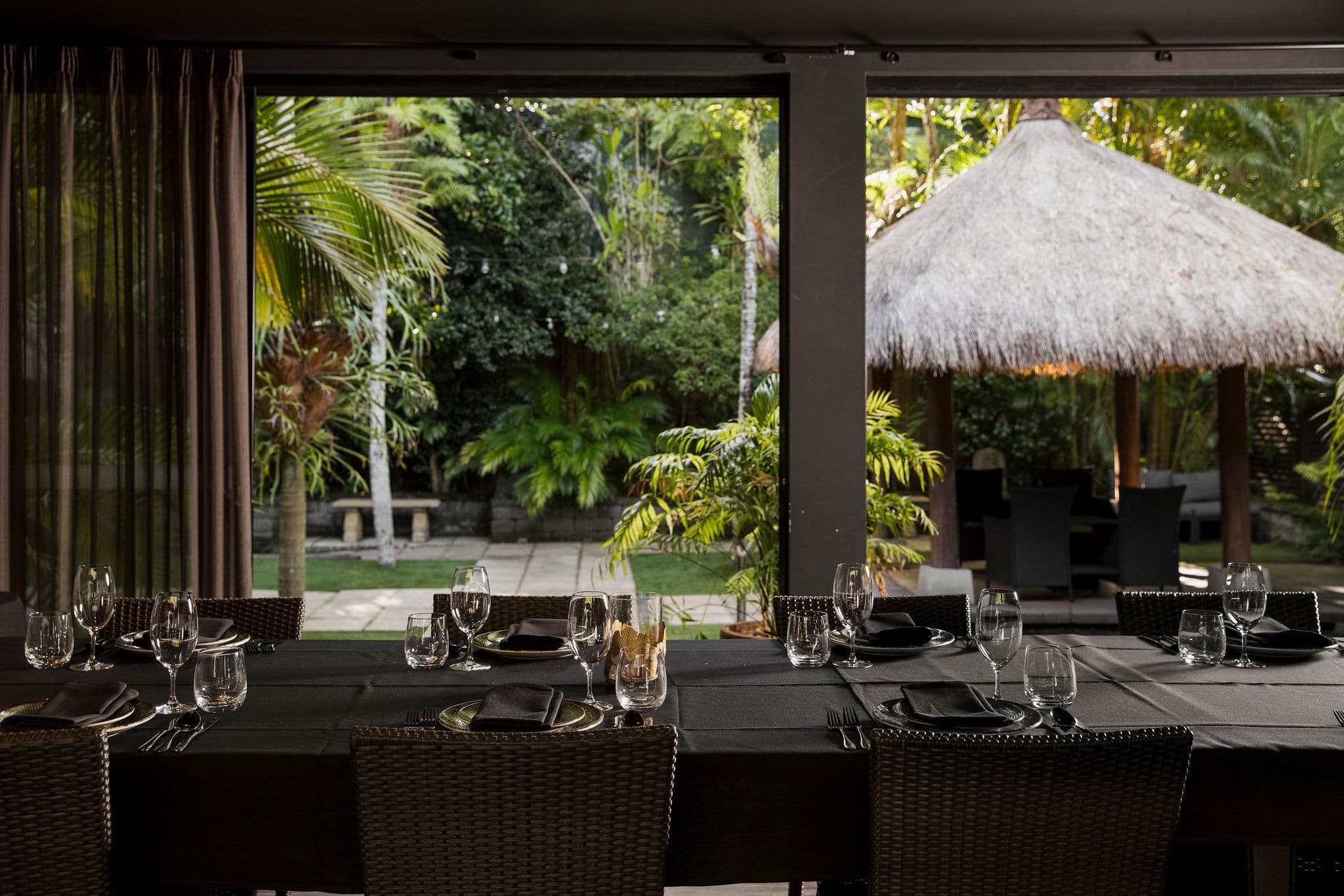 Hong Sa Bar Dining Room